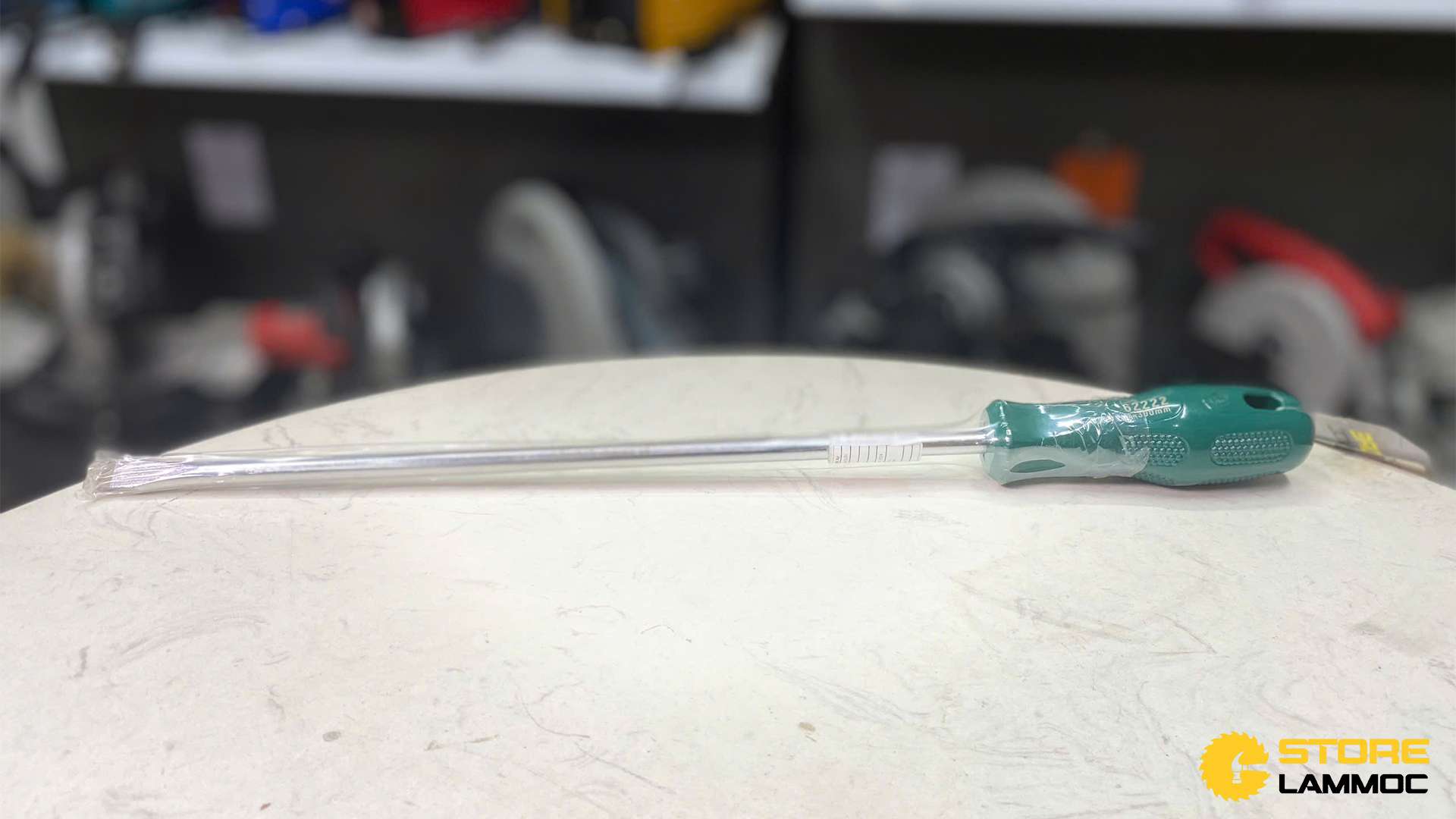 Tua vít đầu dẹp 8x410mm Sata 62222