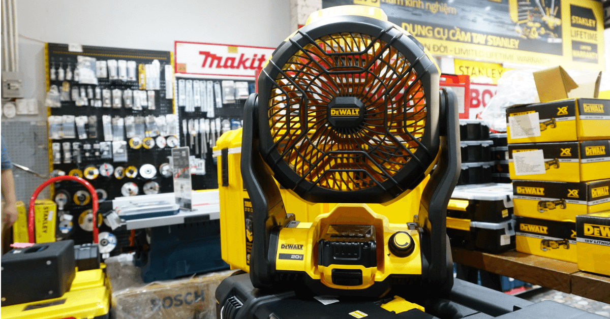 than-may-quat-pin-dewalt-dce512n-kr