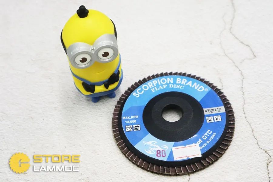 Nhám Đĩa Xếp Xanh P40, P60, P80, P100 Scorpion 11269