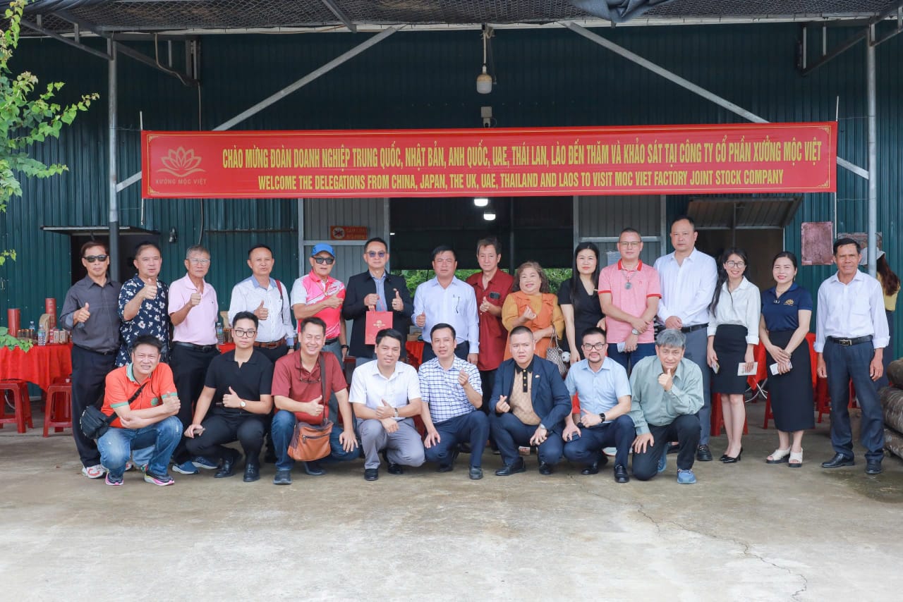 ĐÁNH GIÁ CỦA KHÁCH HÀNG KHI THAM QUAN VÀ MUA HÀNG TẠI XƯỞNG SẢN XUẤT TRẦM HƯƠNG - XƯỞNG MỘC VIỆT