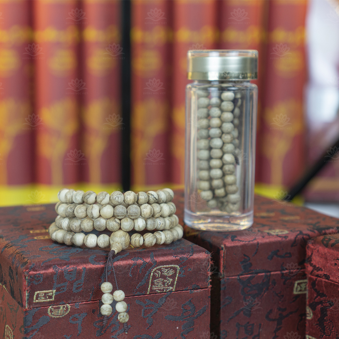 VÒNG 108 HẠT TRẦM HƯƠNG TÓC KIẾN TỰ NHIÊN - HƯƠNG THƠM ĐẦM ẤM TỪ NHIÊN NHIÊN