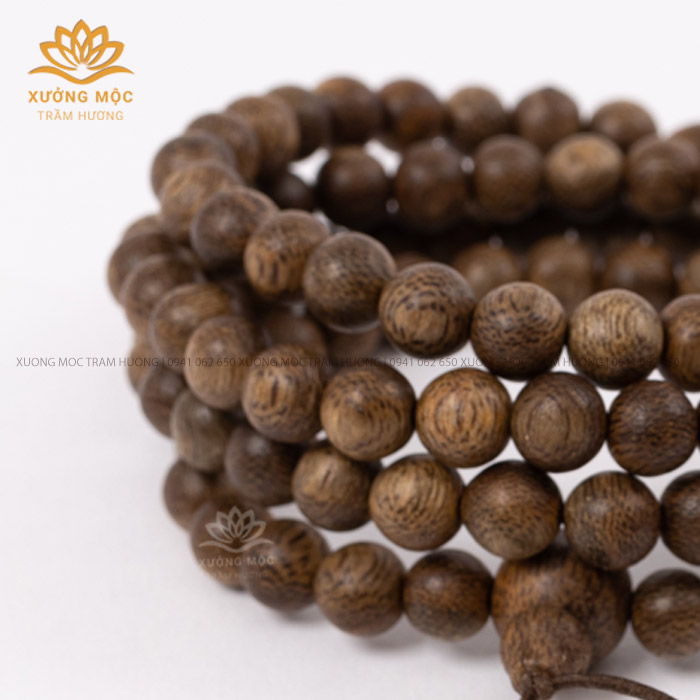 Tại sao nên chọn vòng tay Trầm Hương làm trang sức?