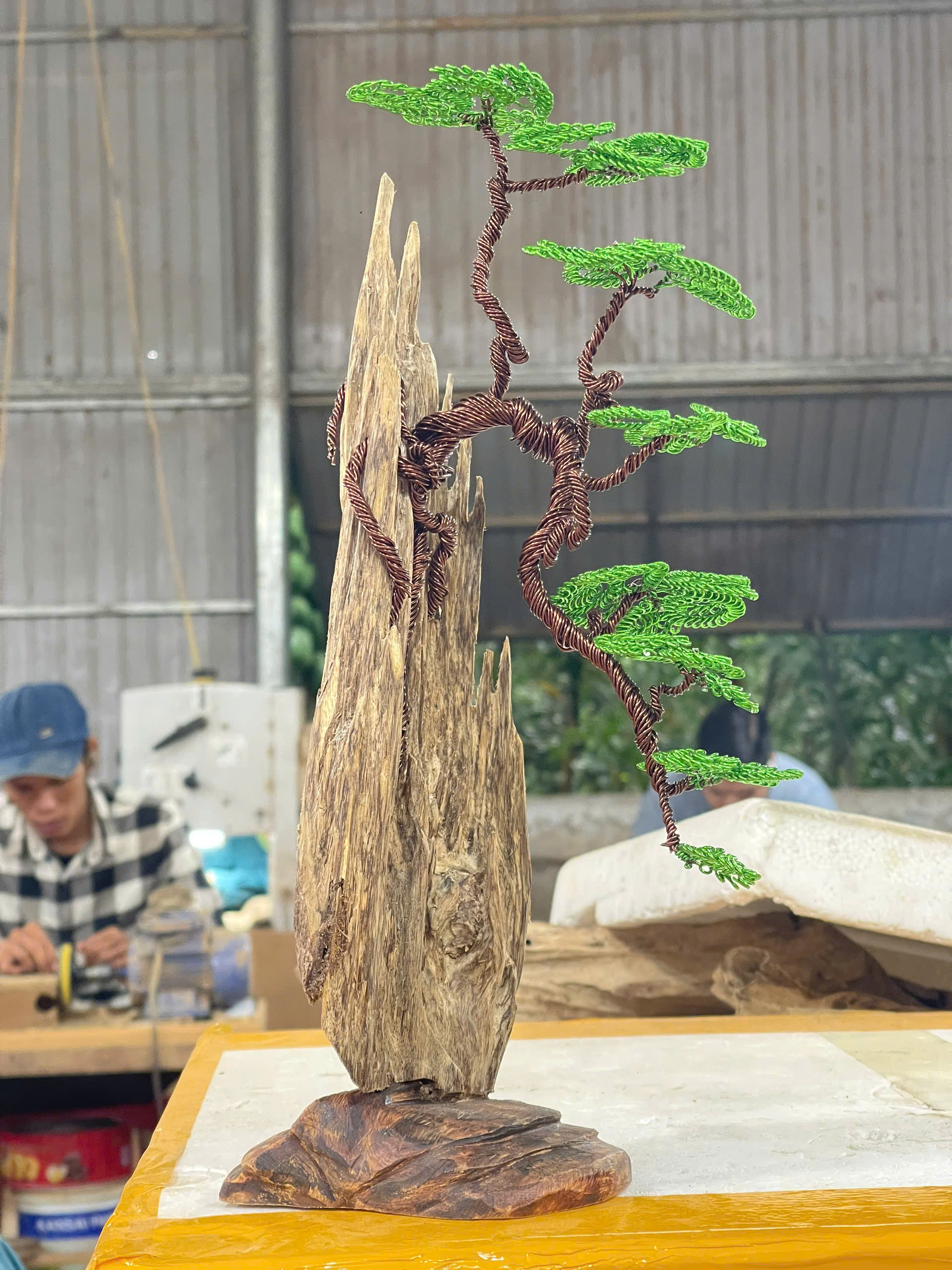 TRẦM TIỂU CẢNH BONSAI – TINH HOA NGHỆ THUẬT & PHONG THỦY TỪ XƯỞNG MỘC VIỆT