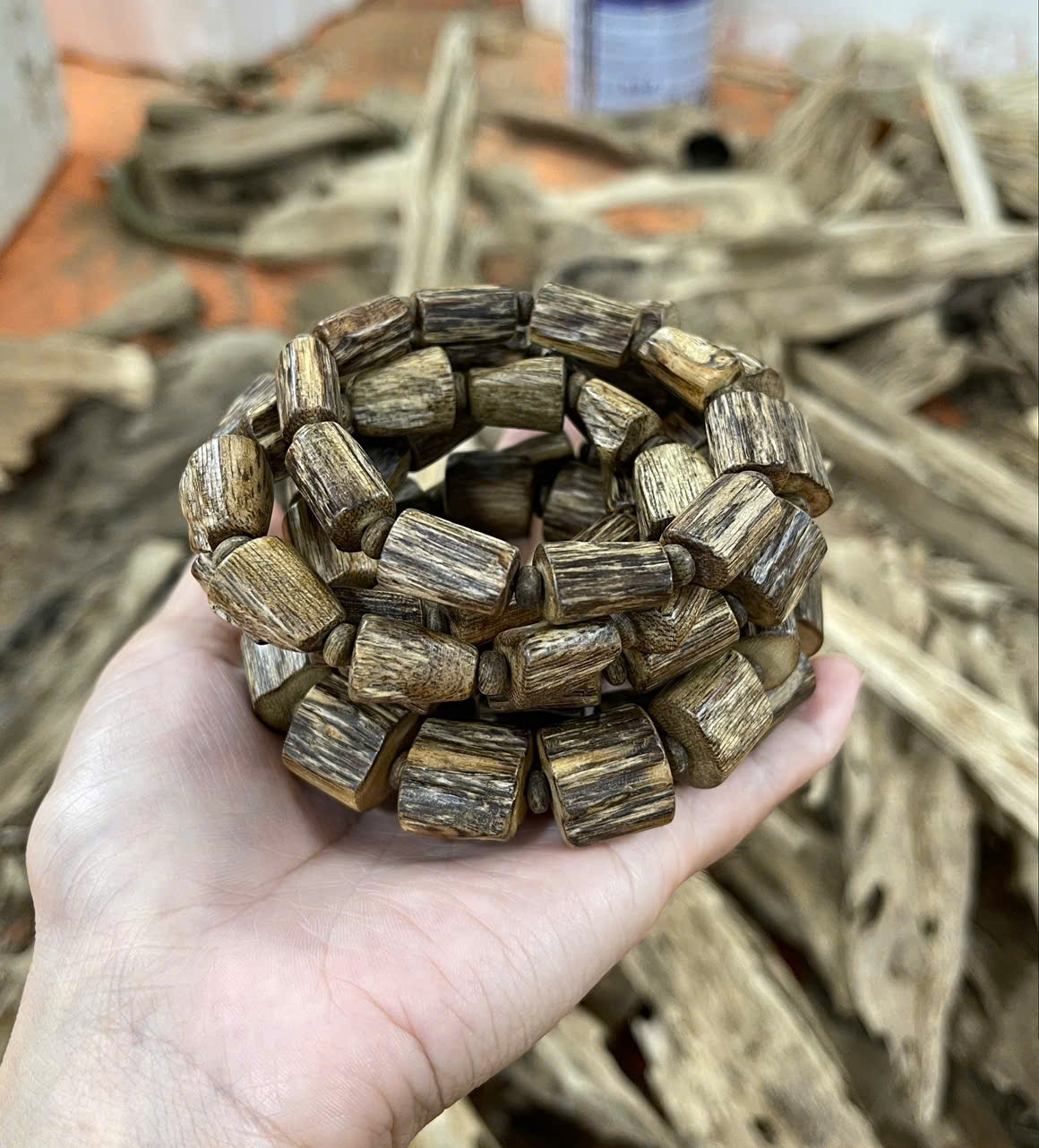 VÒNG TRÚC THÔ BÌ DẦU TỰ NHIÊN - MỘC MẠC, PHONG THUỶ, ĐỘC BẢN | XƯỞNG MỘC VIỆT