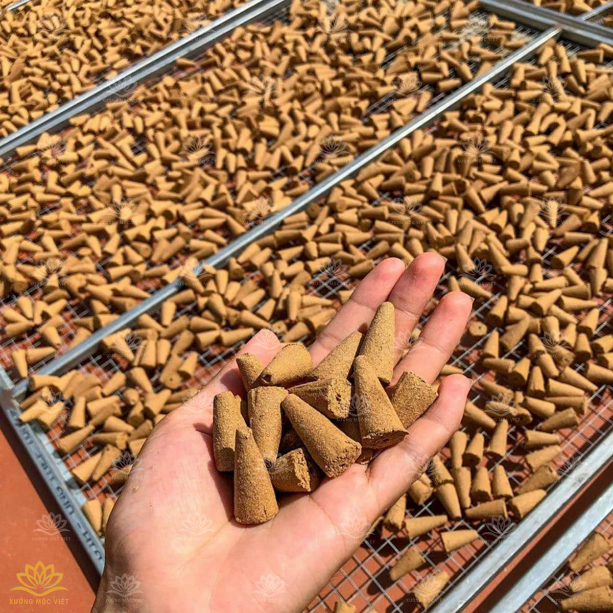 Nhang Nụ Tháp Trầm Hương Cao Cấp 500G