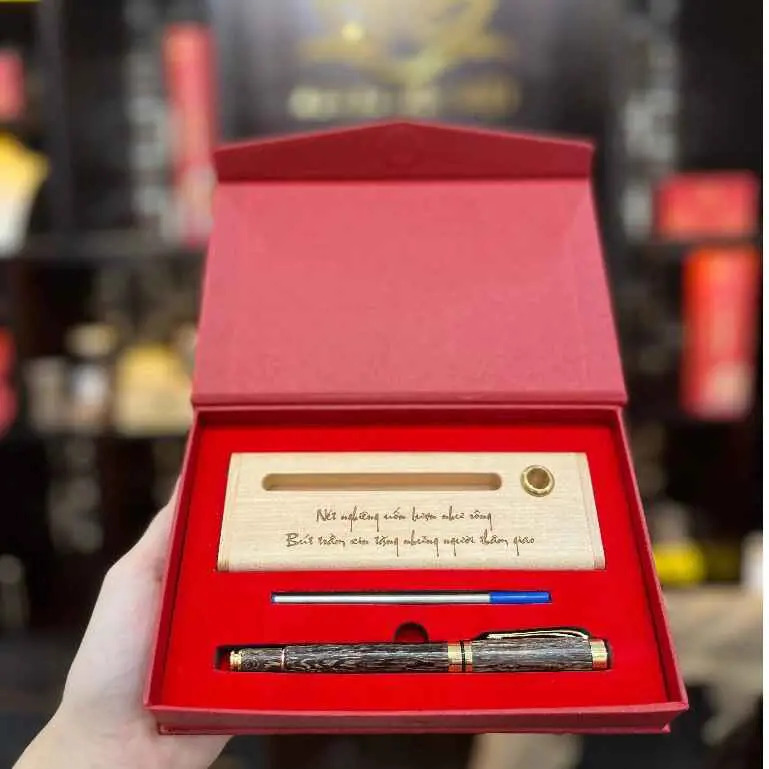 Bút Trầm Hương Cao Cấp - Món Quà Ý Nghĩa - Sang Trọng