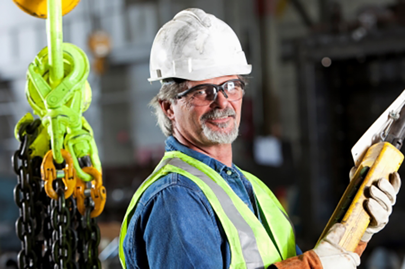 Hướng dẫn cách lựa chọn thiết bị, vật liệu và trang bị bảo hộ trong hàn que Hướng dẫn cách lựa chọn thiết bị, vật liệu và trang bị bảo hộ trong hàn que