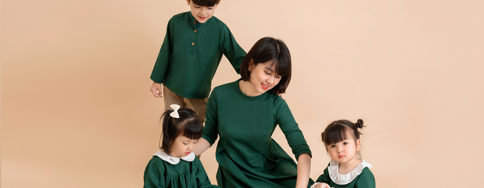 BỘ SƯU TẬP VÒNG CỔ