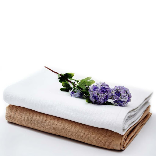 So sánh khăn khách sạn cotton và microfiber