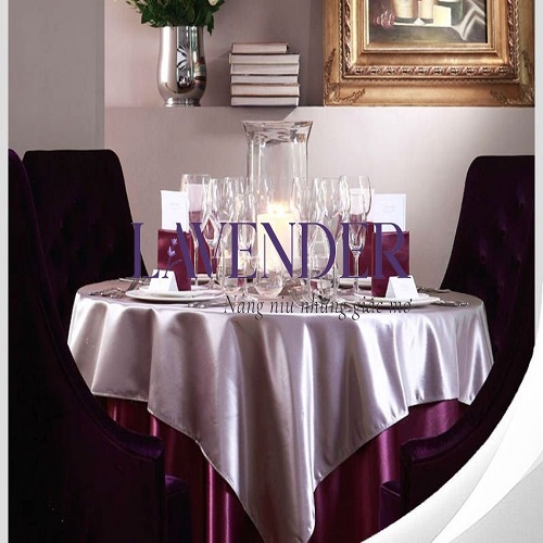 Khăn trải bàn khách sạn 02