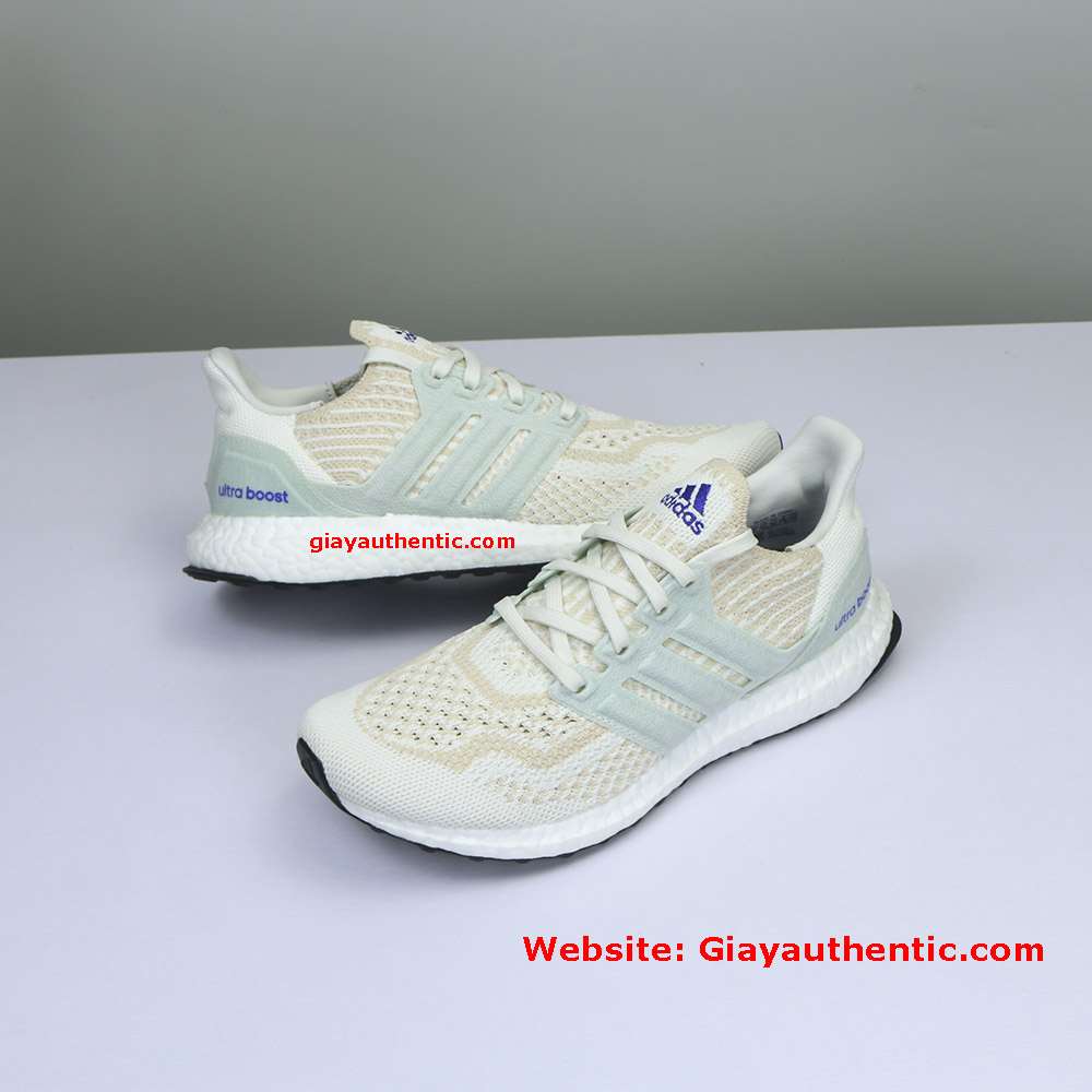 ảnh góc nghiêng khác giày Adidas Ultraboost DNA 6.0 FZ0247