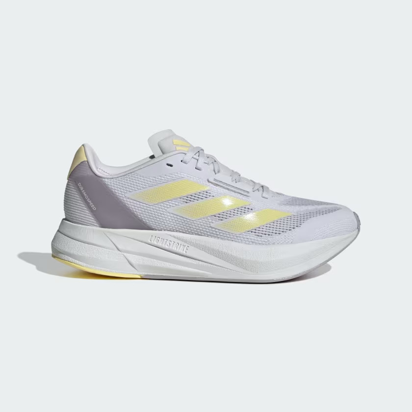 Giày Duramo Speed đế giữa sử dụng bọt lightstrike có hiệu năng cao hơn