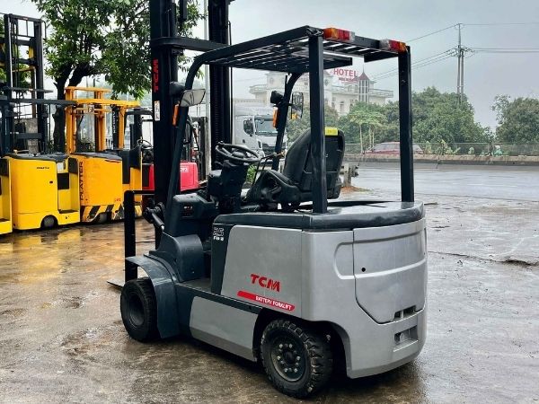 Cách xử lý khi xe nâng điện báo lỗi