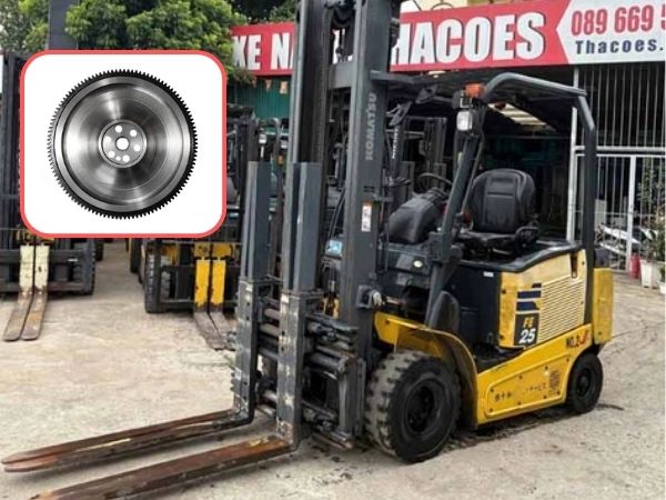 Bánh đà là bộ phận cơ khí dạng đĩa tròn, tích trữ động năng