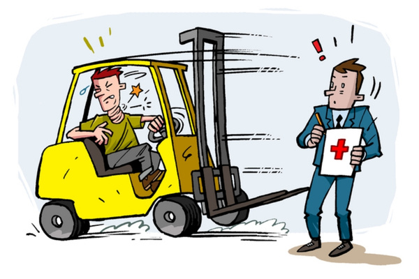Luyện tập phối hợp tay chân nhịp nhàng để khắc phục lỗi rung giật khi vận hành xe nâng