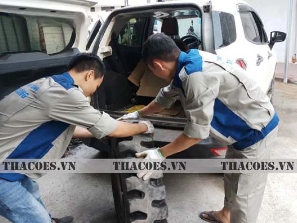 Cách chọn lốp xe nâng 500-8 đặc​ phù hợp