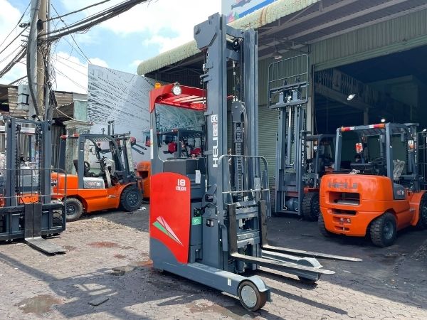 Lý do cần thay phụ tùng cho xe nâng điện Heli