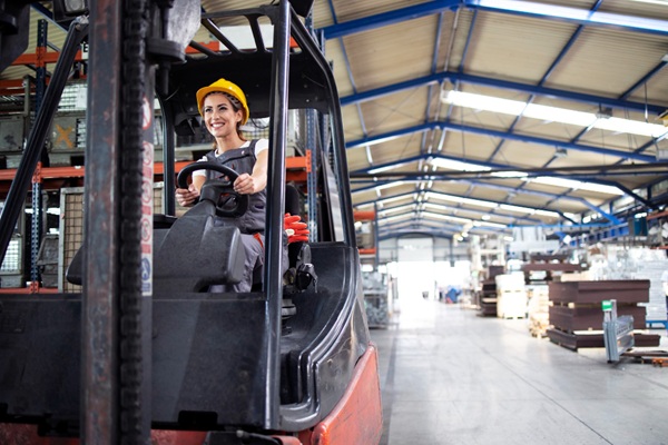 Bảo dưỡng phụ tùng xe nâng giúp xe hoạt động hiệu quả hơn