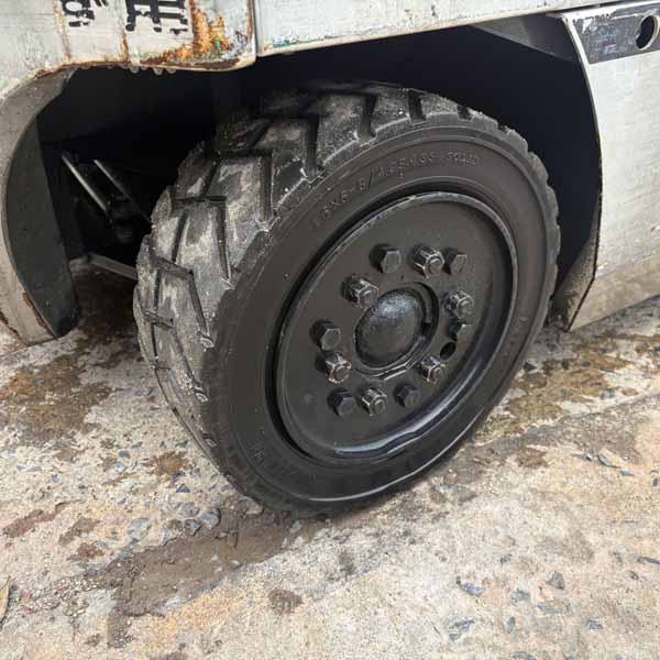 XE NÂNG CŨ TCM 1.5 TẤN (Xe 2010. Bình Kobe 2022) FB15-7-81E-08020