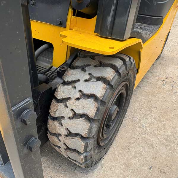 KOMATSU 1.5 TẤN ĐIỆN FB15-12-M236-845706