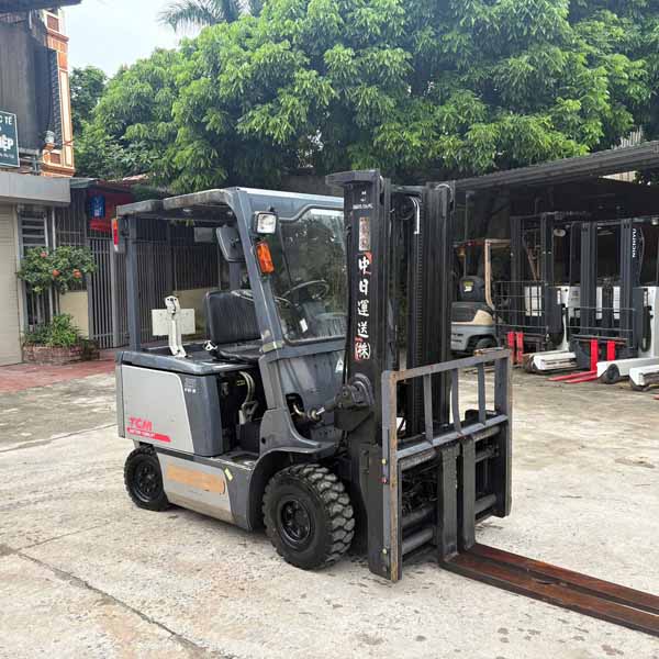 XE NÂNG CŨ TCM 2.5 TẤN (Xe 2003. Bình GS 2020) FB25-17-81M-00453