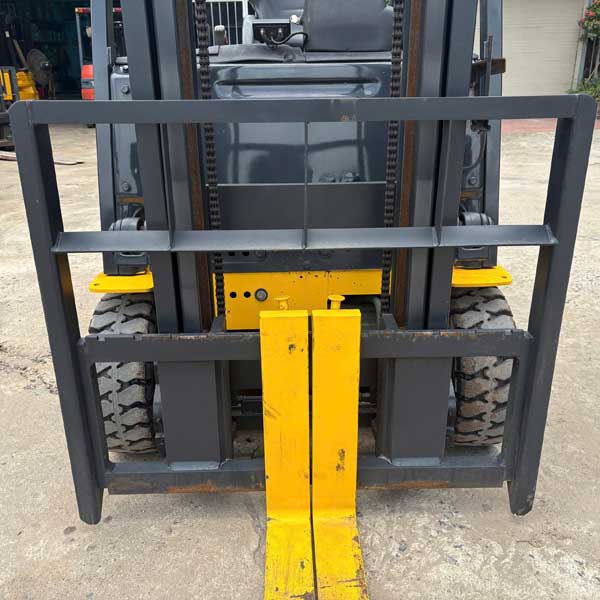 KOMATSU 1.5 TẤN ĐIỆN FB15-12-M236-845706