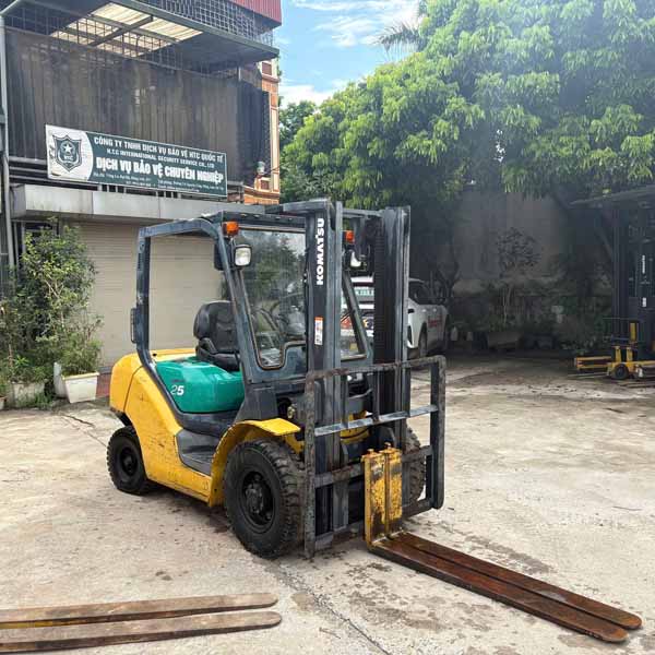 KOMATSU 2.5T XĂNG (2004) FG25LC-15-M200-579683