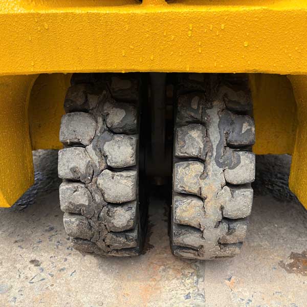 KOMATSU 1.5 TẤN ĐIỆN FB15M-12-827157
