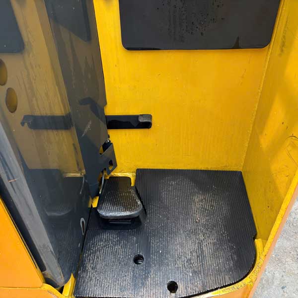 XE NÂNG CŨ KOMATSU 1.3T (Xe 2018. Bình Lifftop 2026) FB13RL-15-158749