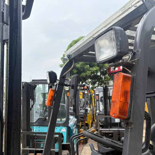 XE NÂNG CŨ TCM 1.5 TẤN (Xe 2010. Bình Kobe 2022) FB15-7-81E-08020