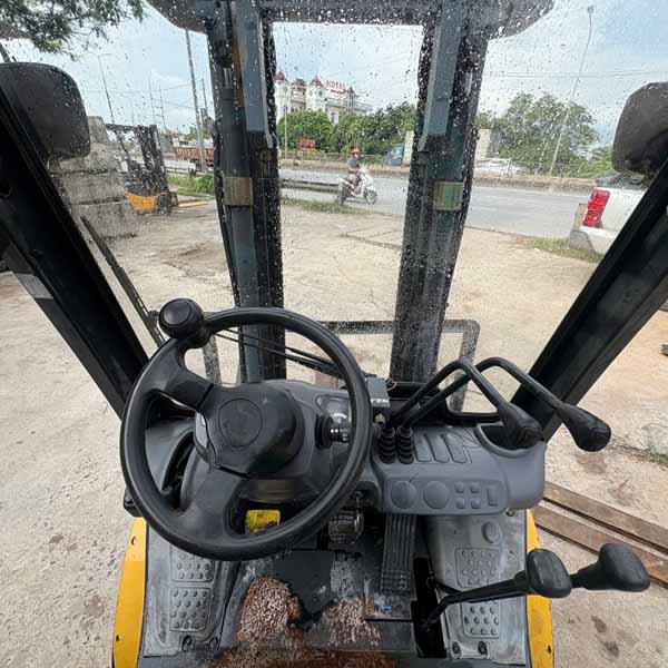KOMATSU 2.5T XĂNG (2004) FG25LC-15-M200-579683