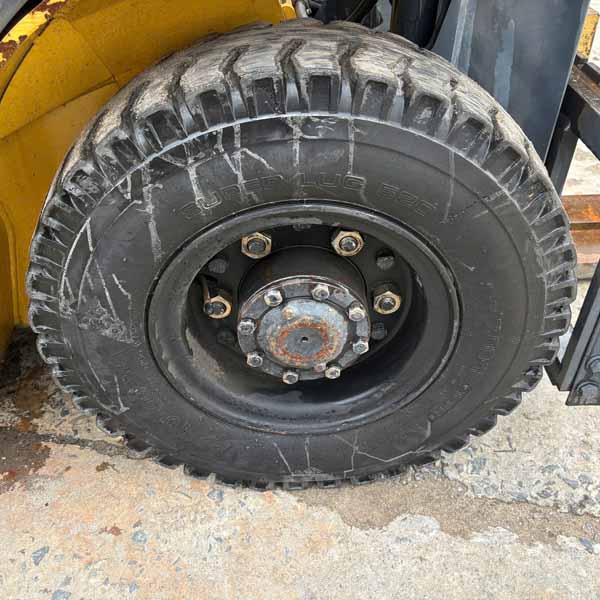 KOMATSU 2.5T XĂNG (2004) FG25LC-15-M200-579683