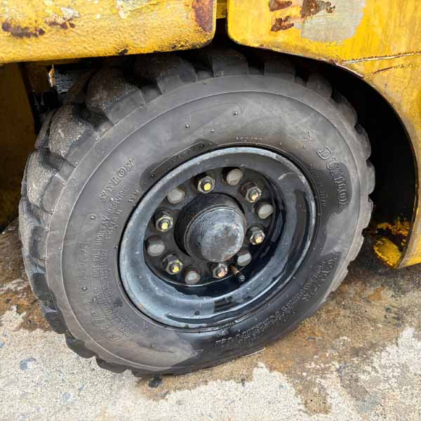 XE NÂNG CŨ 2.5 TẤN KOMATSU ĐIỆN (Bình GS 2024)