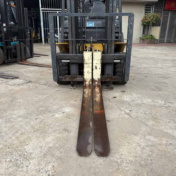 XE NÂNG CŨ 2.5 TẤN KOMATSU ĐIỆN (Bình GS 2024)