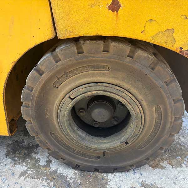 KOMATSU 3 TẤN ĐIỆN FE30-1-304545