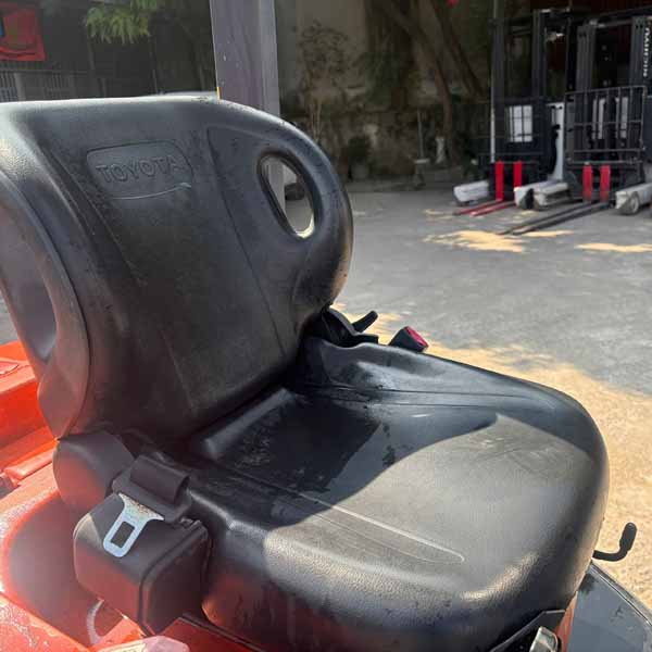 TOYOTA 2.0 TẤN ĐIỆN 7FB20-7FB25-35533 (Xe 2008. Bình 2020)