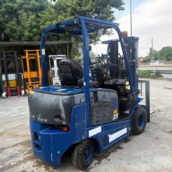 KOMATSU 2.5 TẤN ĐIỆN FE25-1-302447 (Xe 2016, Bình khô 2020)