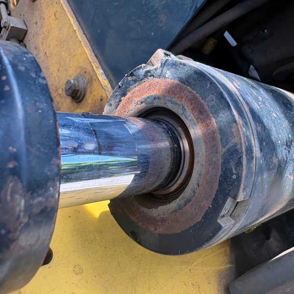 KOMATSU 3 TẤN ĐIỆN FE30-1-304545