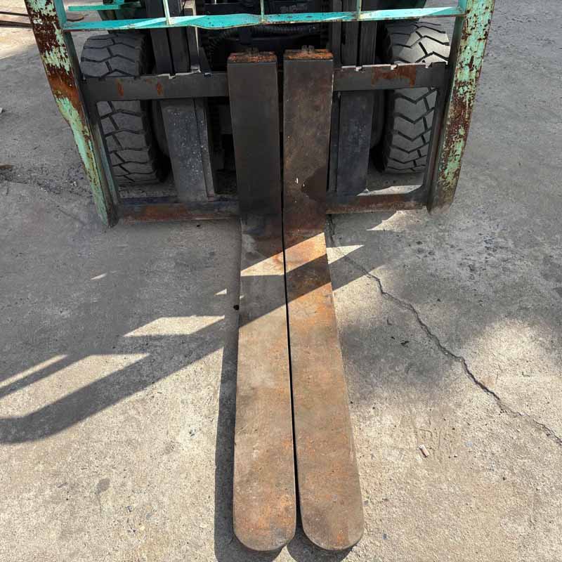 SUMITOMO 3T 52-FB30PSE-SB3B-00011 (Xe 2002. Bình GS 2025)
