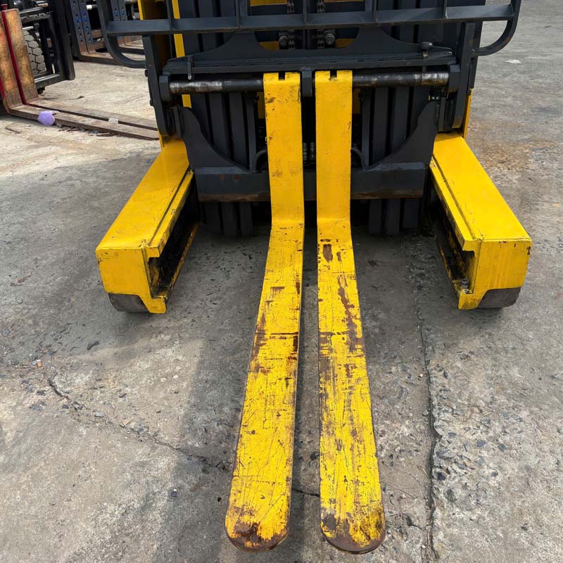 KOMATSU 1.4 TẤN FB14RL-15-M272-159828 (Xe 2020. Bình GS 2024)