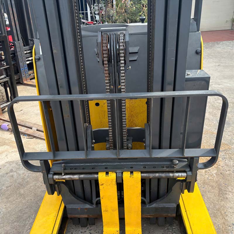 KOMATSU 1.4 TẤN FB14RL-15-M272-159828 (Xe 2020. Bình GS 2024)