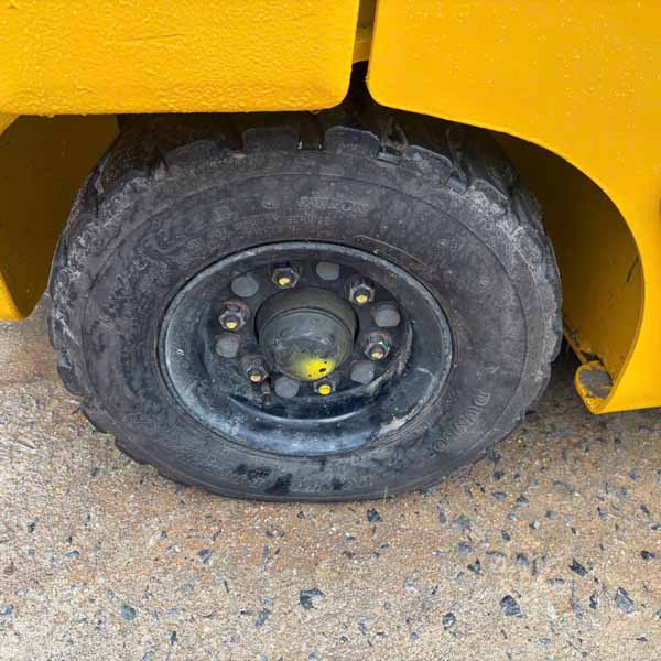XE NÂNG CŨ KOMATSU 2.5T ĐIỆN (Xe 2017. Bình GS 2024) FB25-12-100101