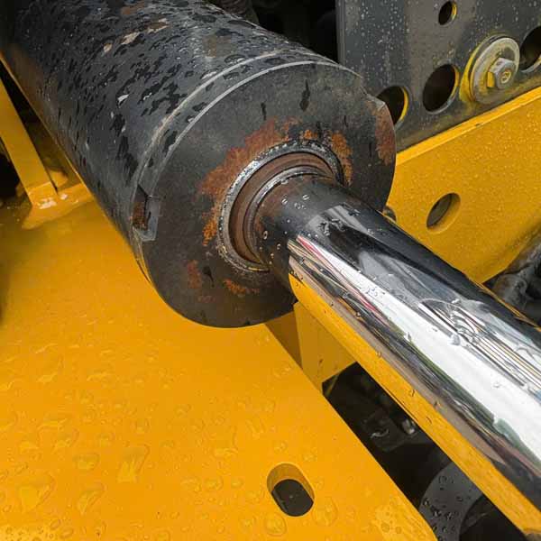 XE NÂNG CŨ KOMATSU 2.5T ĐIỆN (Xe 2017. Bình GS 2024) FB25-12-100101