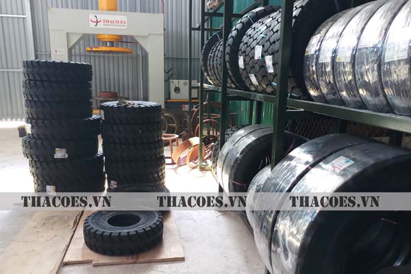 Lốp đặc Bridgestone 650-10 PL01 Nhật (6.50-10)