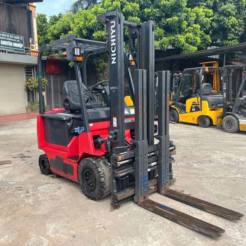 NICHIYU 2.5 TẤN (Xe 2018. Bình Hitachi 2018) FB25PN-77-500MCSSF-241C-14915