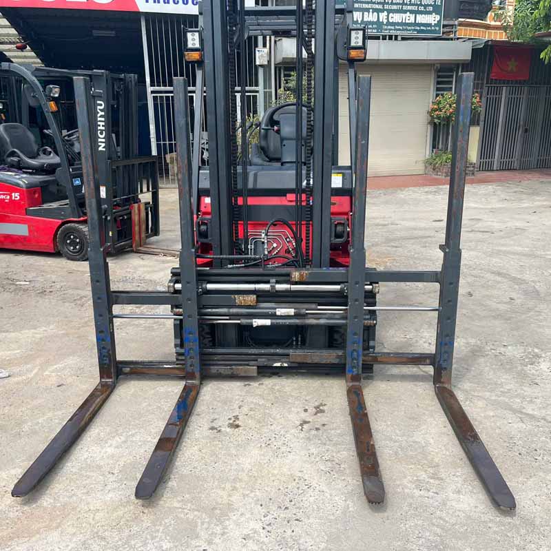NICHIYU 2.5 TẤN (Xe 2018. Bình Hitachi 2018) FB25PN-77-500MCSSF-241C-14915
