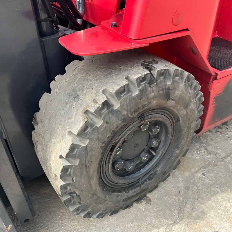 NICHIYU 2.5 TẤN (Xe 2018. Bình Hitachi 2018) FB25PN-77-500MCSSF-241C-14915