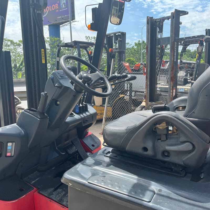 NICHIYU 2.5 TẤN (Xe 2018. Bình Hitachi 2018) FB25PN-77-500MCSSF-241C-14915
