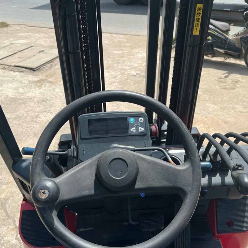 NICHIYU 2.5 TẤN (Xe 2018. Bình Hitachi 2018) FB25PN-77-500MCSSF-241C-14915