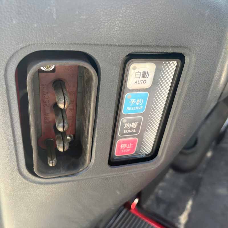 NICHIYU 2.5 TẤN (Xe 2018. Bình Hitachi 2018) FB25PN-77-500MCSSF-241C-14915